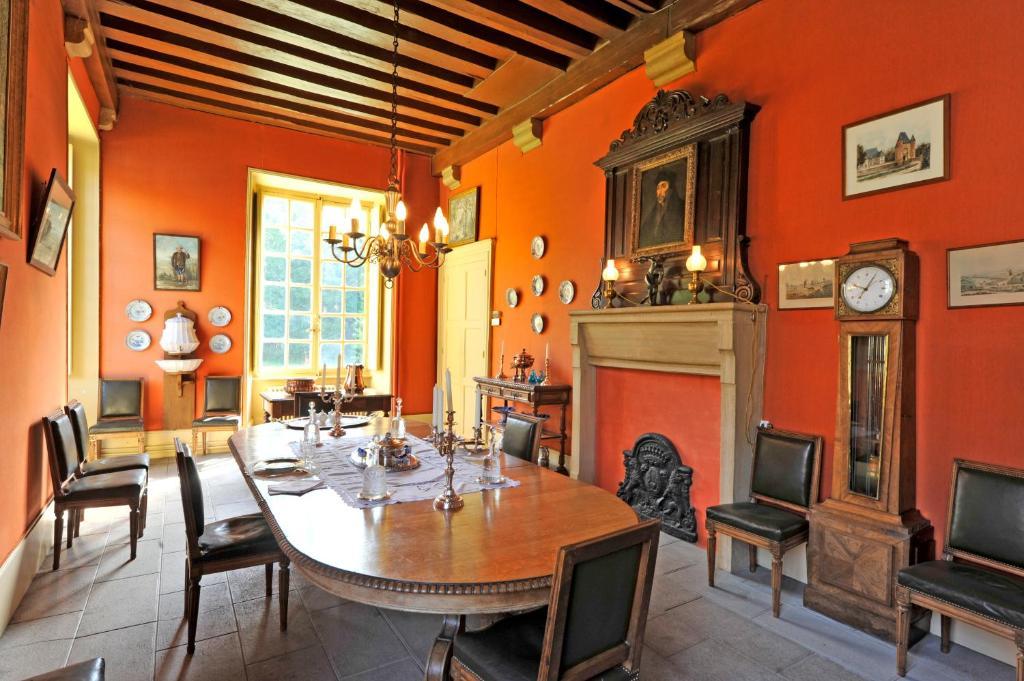 Bed and Breakfast Chateau Du Riau Villeneuve-sur-Allier Exterior foto