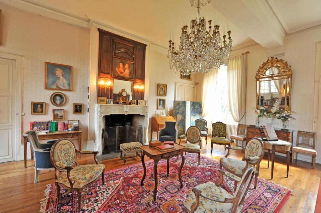 Bed and Breakfast Chateau Du Riau Villeneuve-sur-Allier Exterior foto